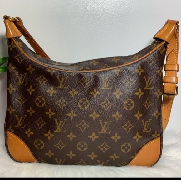 Authentic Louis Vuitton Boulogne 30 - Picture 1 of 13